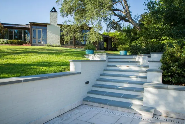 Riverfront Residence landscape project — photo 2