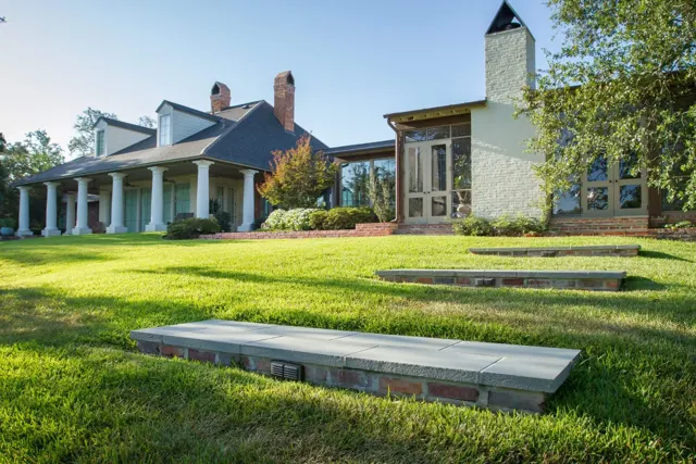 Riverfront Residence landscape project — photo 13