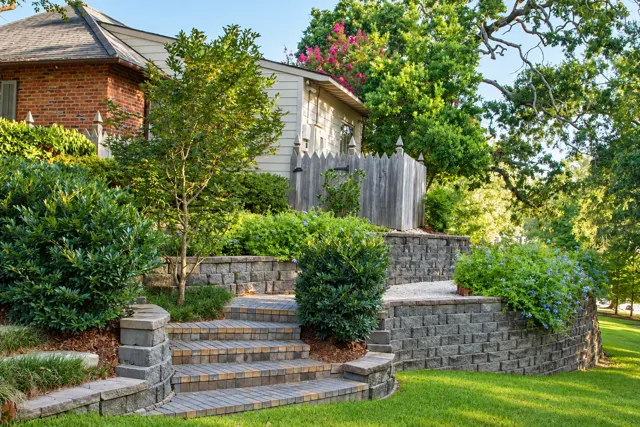 Riverfront Residence landscape project — photo 33